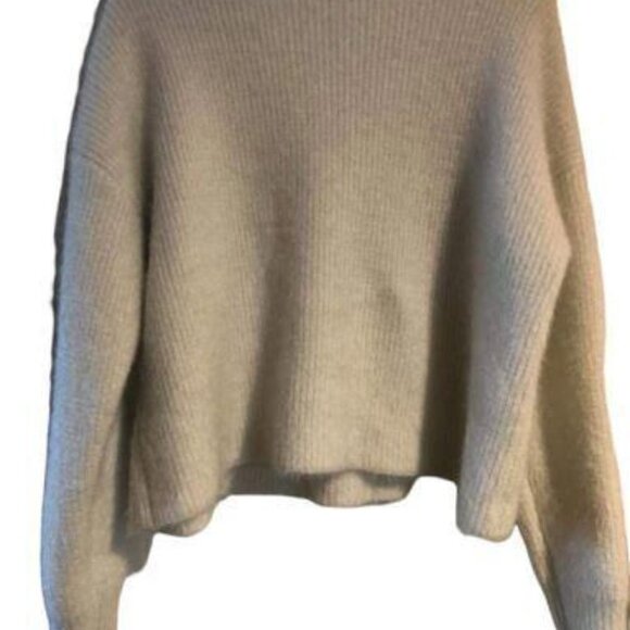 Abound Ivory Fuzzy w/ Sparkle Cropped Sweater Front Seam V-neck XL NWT #4150-3 - Picture 2 of 4